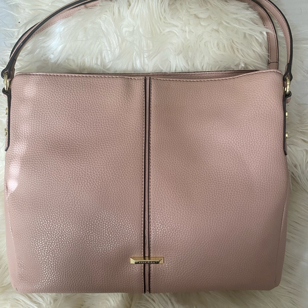 Anne Klein purse excellent condition